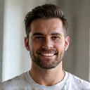 Ritratto di Marco Gialli, uomo sorridente con aspetto atletico